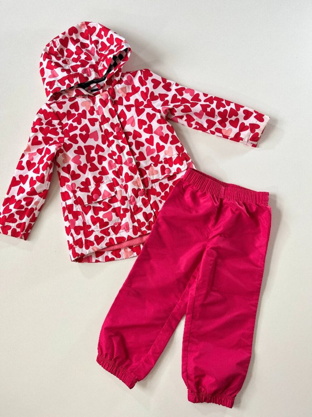 Toddler girls, 3T, pink heart AOP raincoat & splash pant matching set, outerwear
